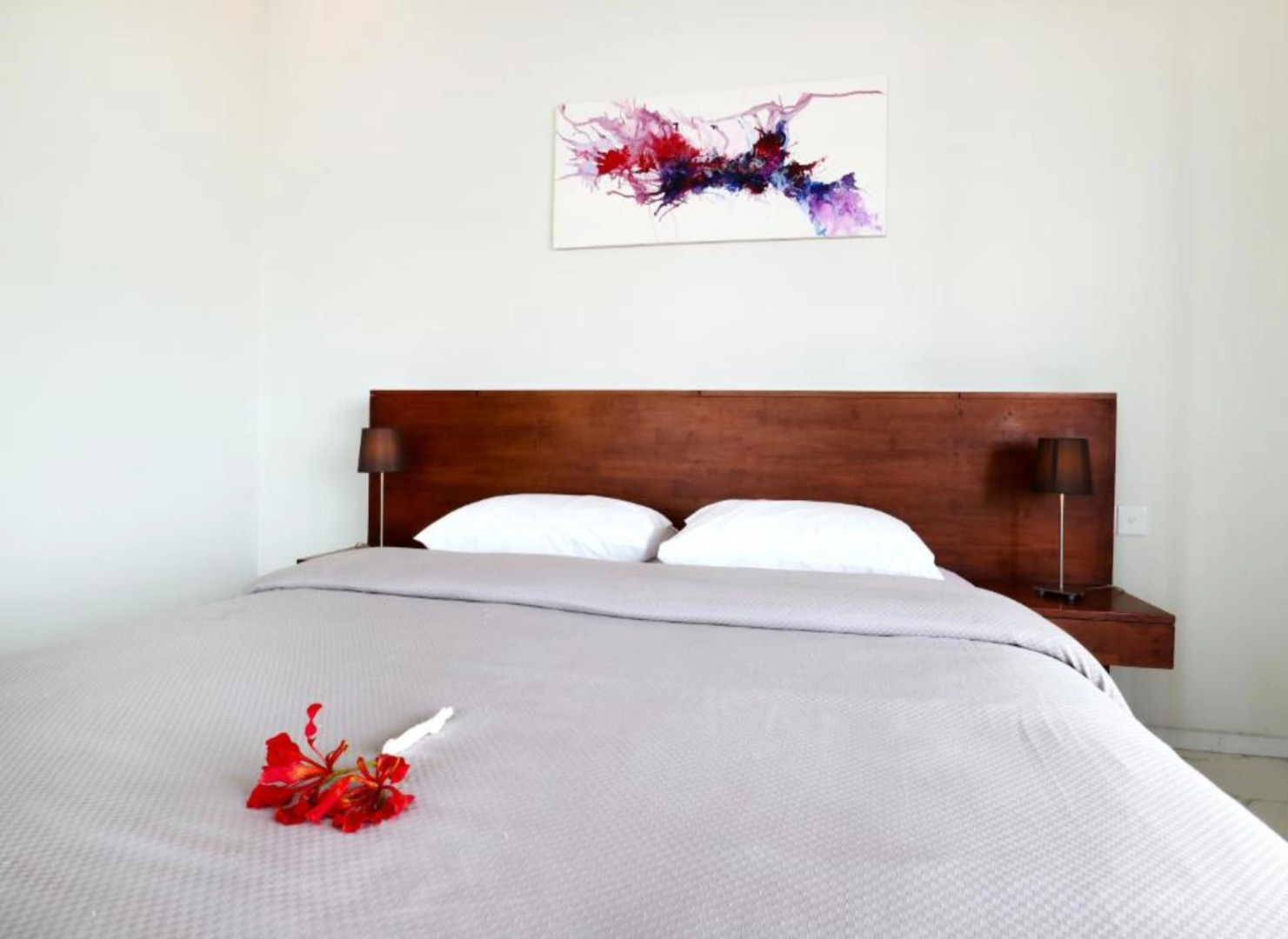 The Ocean Views Luxury Villas & Apartment by ZUZU