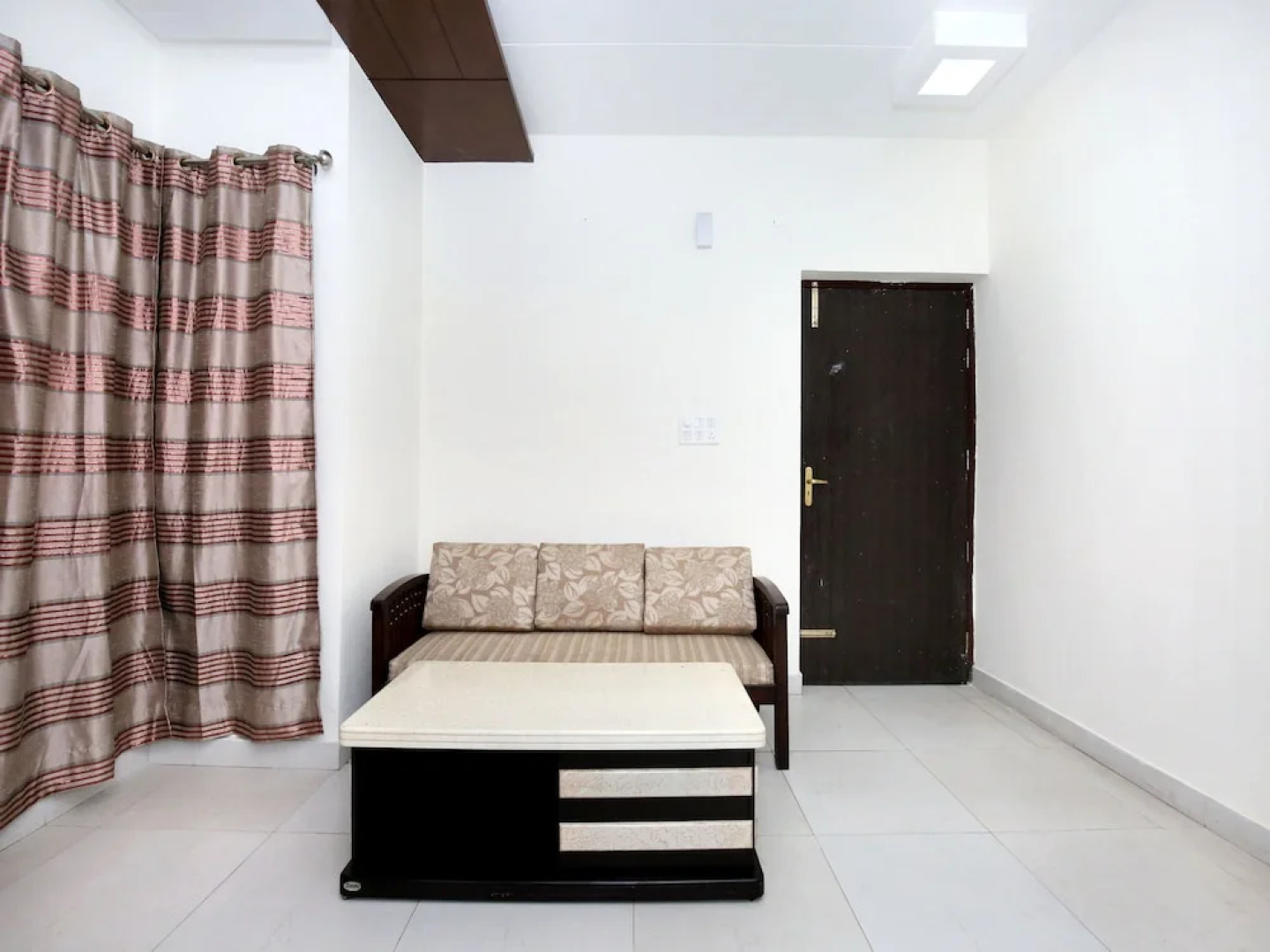 OYO 12188 Home Modern 2BHK Kalka Shimla Highway