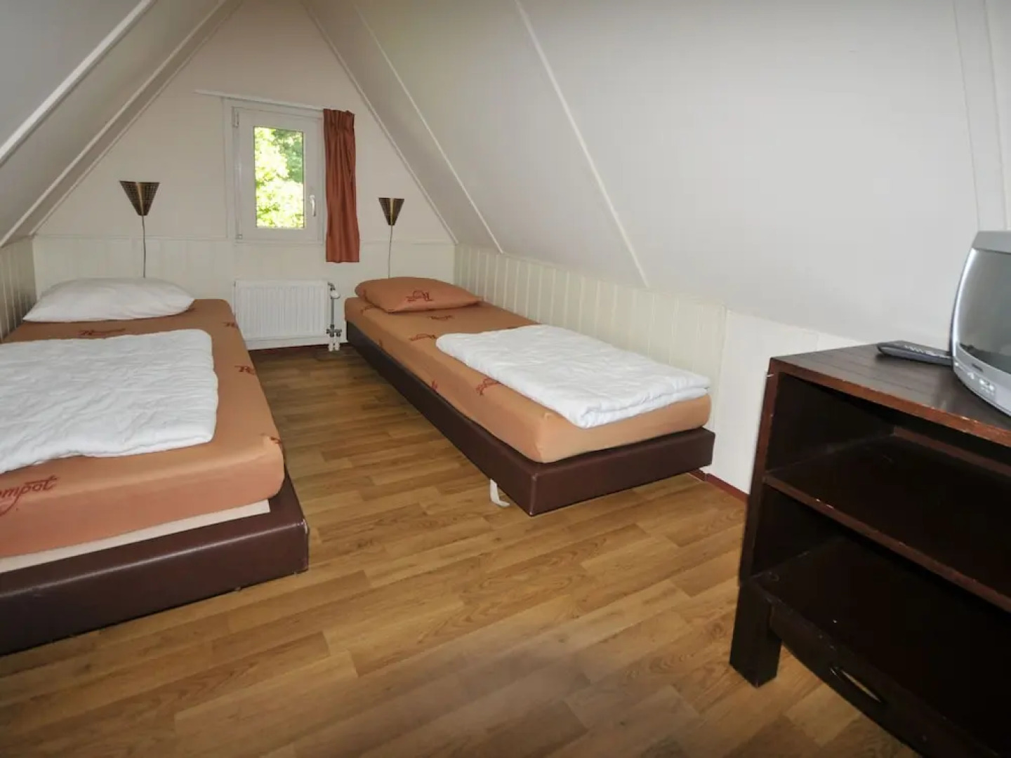 Detached Holiday Home With Steam Shower Near Vrachelse Heide