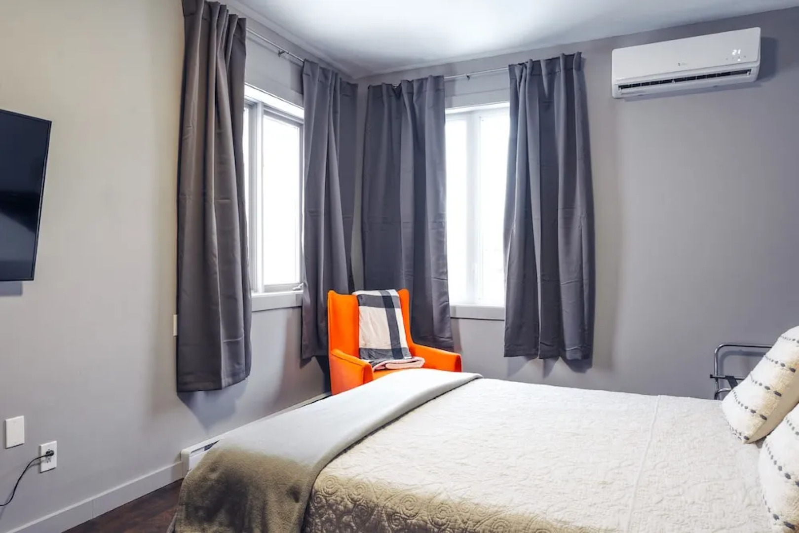 Maison des Geais Bleus