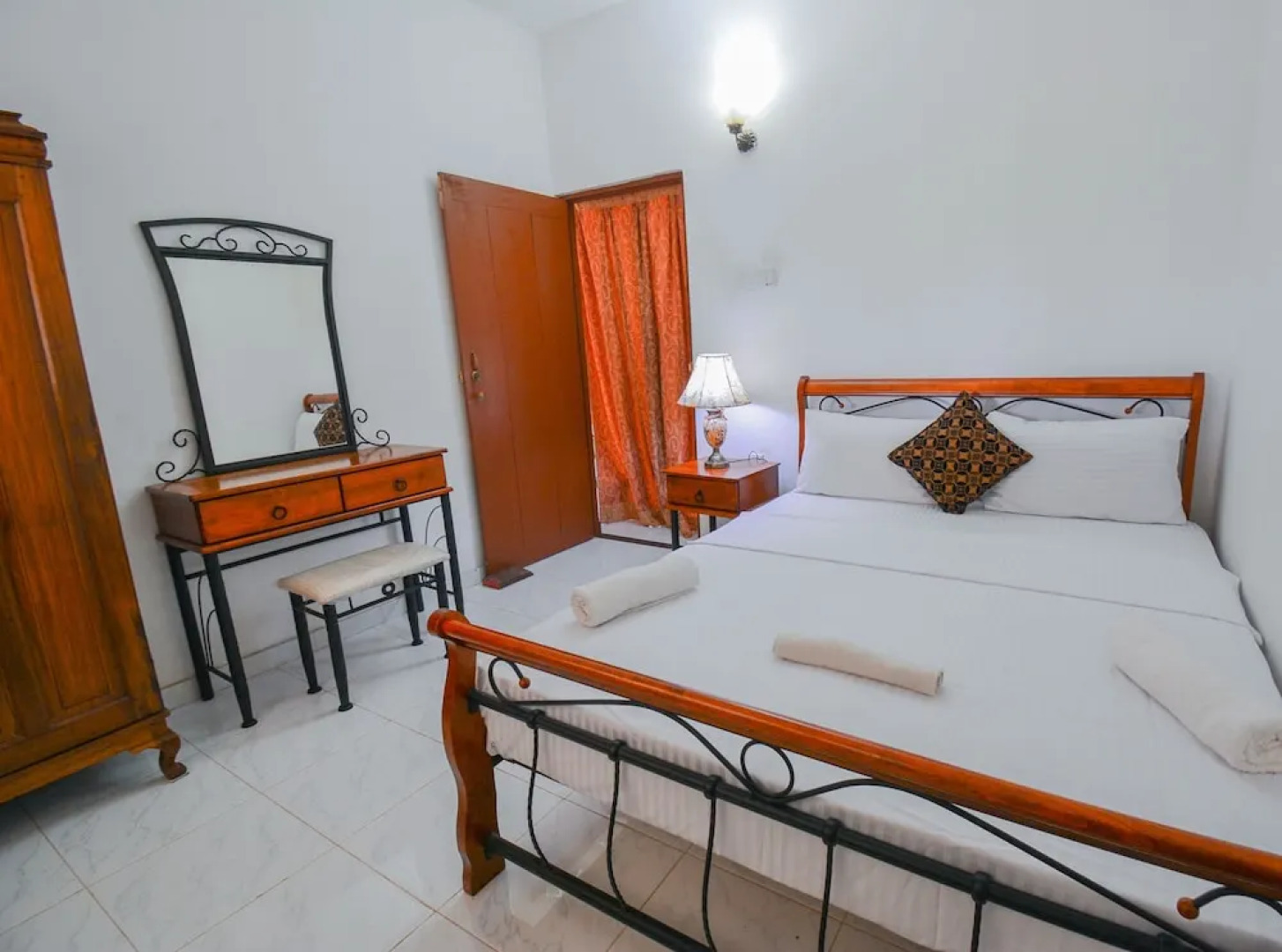 Yoho Velapura River Garden