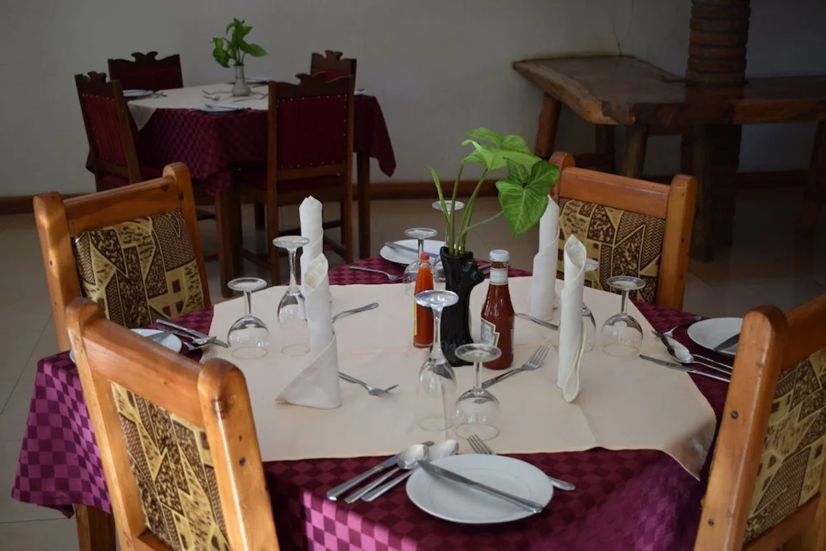 Ngorongoro Lodge & Campsite