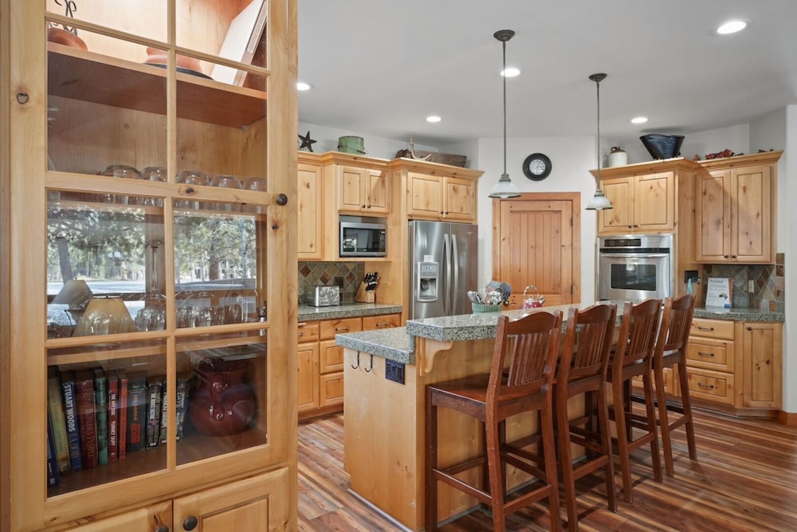 11 Vine Maple 5 Bedroom Home by RedAwning