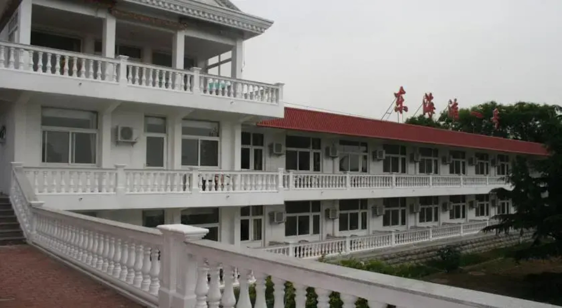 Beidaihe East Beach Seaview Hotel