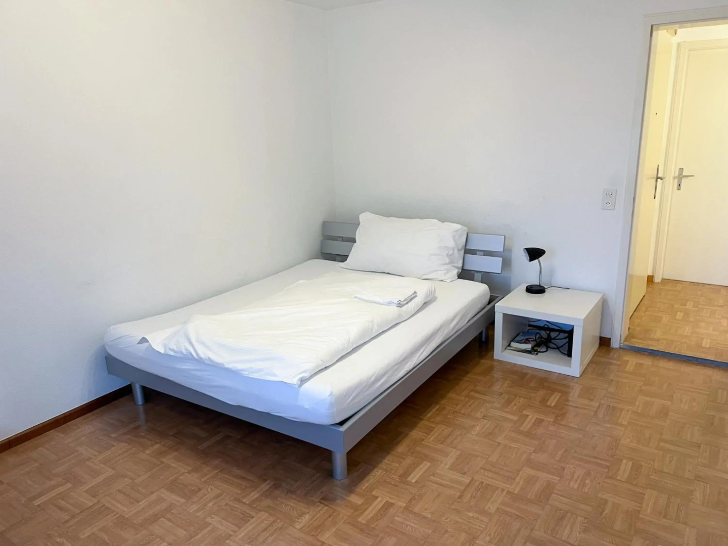 Schöne grosse Attika-Wohnung im Zentrum von Vaduz inkl. Parkplatz