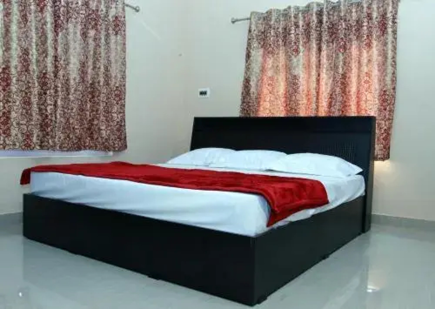 Karakkatt Holiday Home