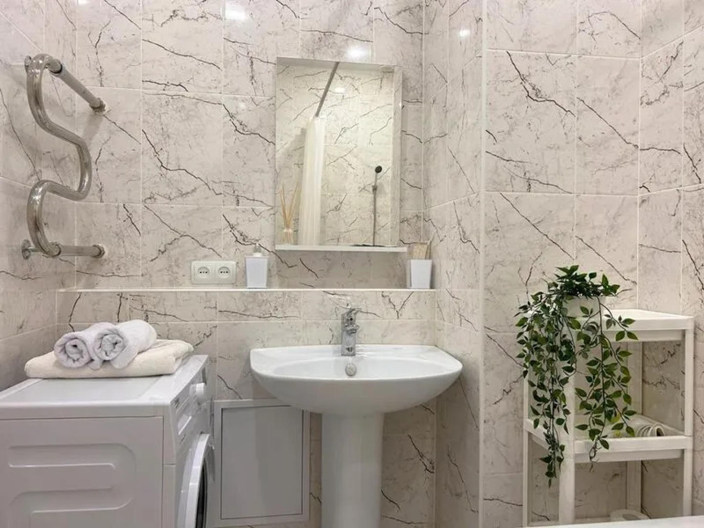 Никирент на ул. Саратовское шоссе, д. 77 (ДУБАЙ)