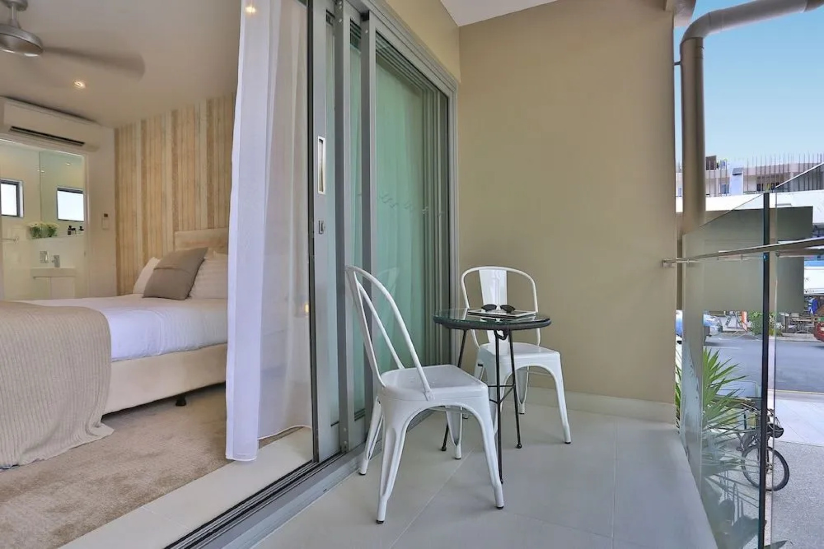 10 Hastings Street Boutique Motel & Cafe