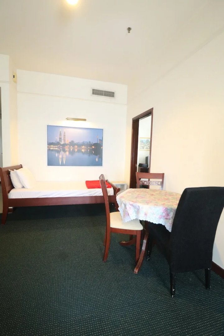 Raintree Apartment Suites at Times Square