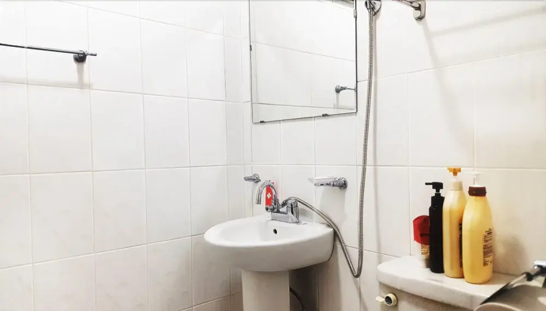 Inthree Gueshouse - Hostel