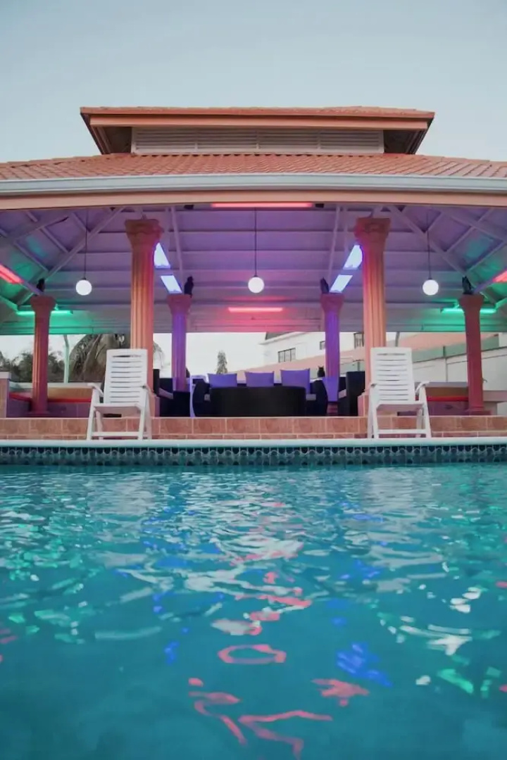 Emporis Resort