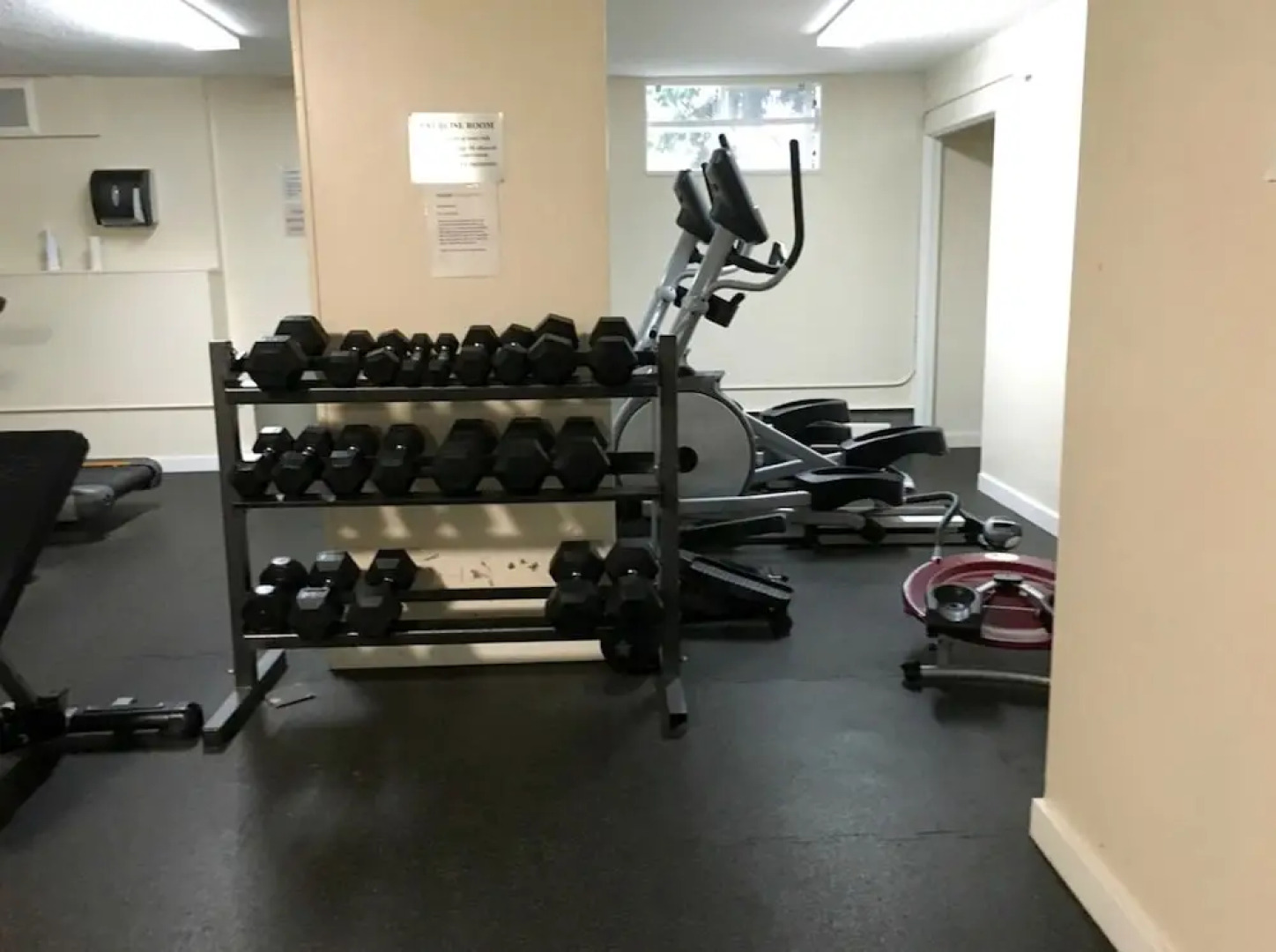 Pelicanstay in Burnaby Lake