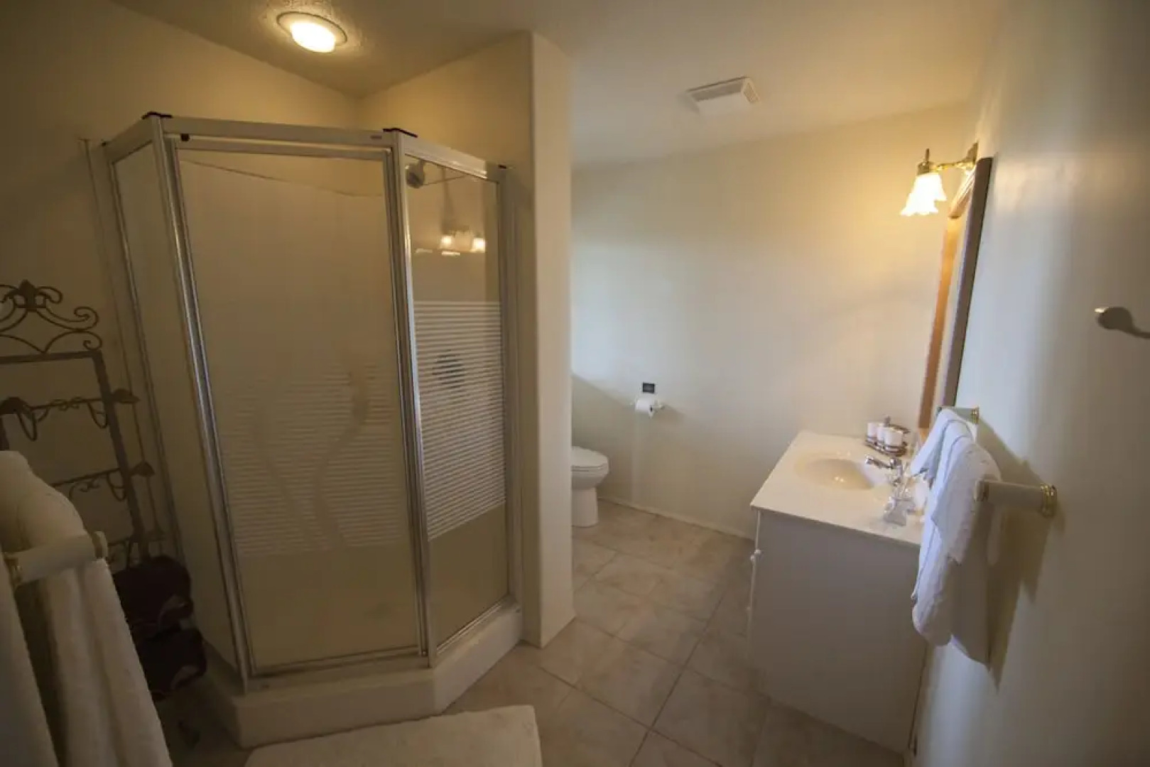 Shangri-La Oceanfront B&B