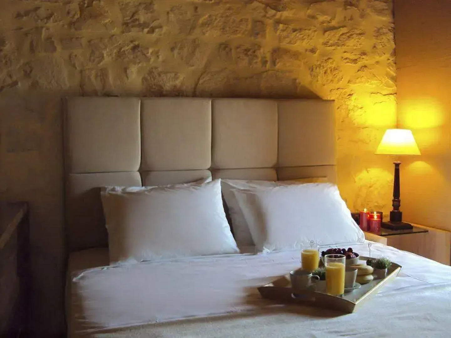 Exensian Villas & Suites