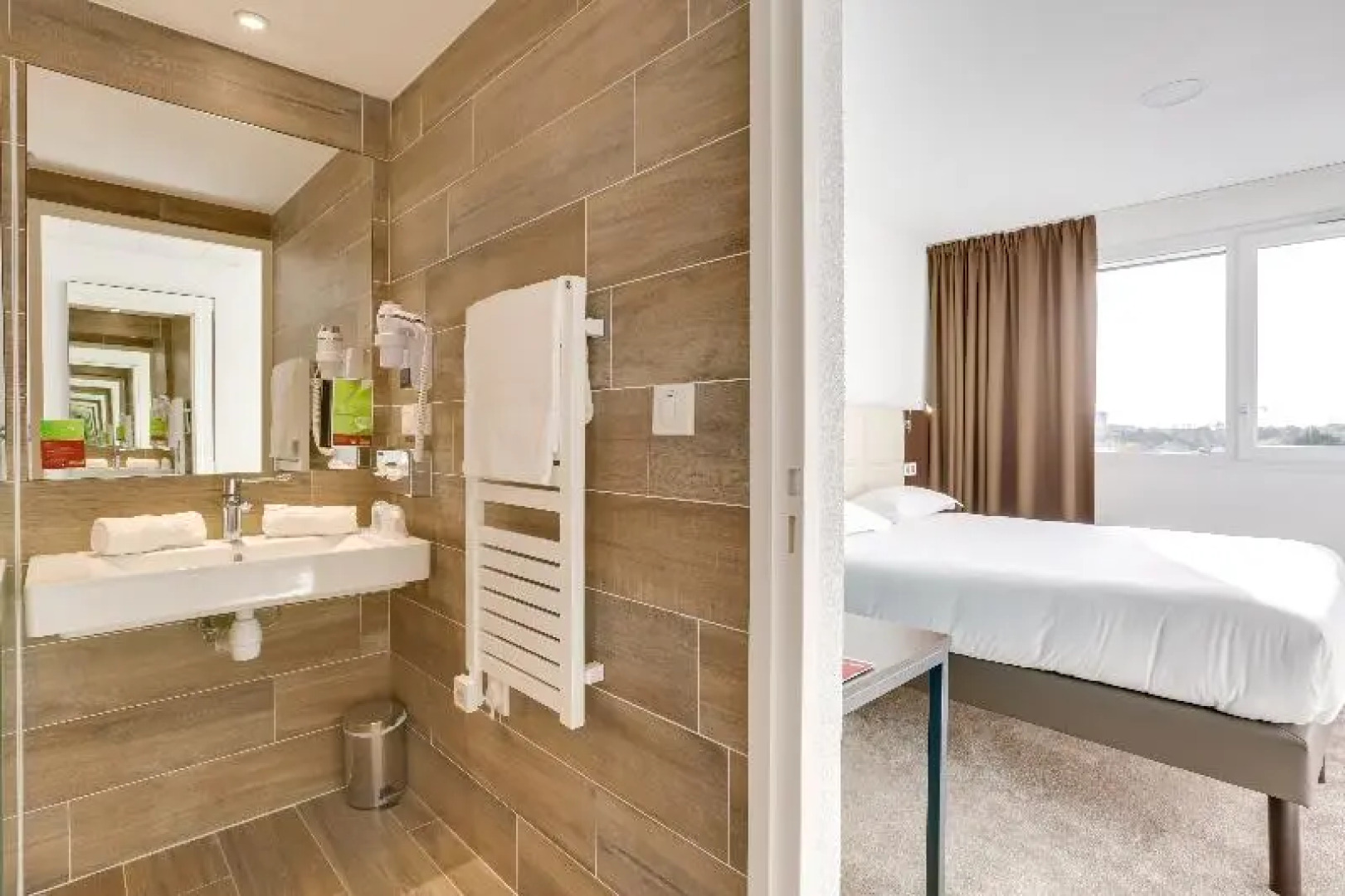 inspiration by balladins Caen Mémorial