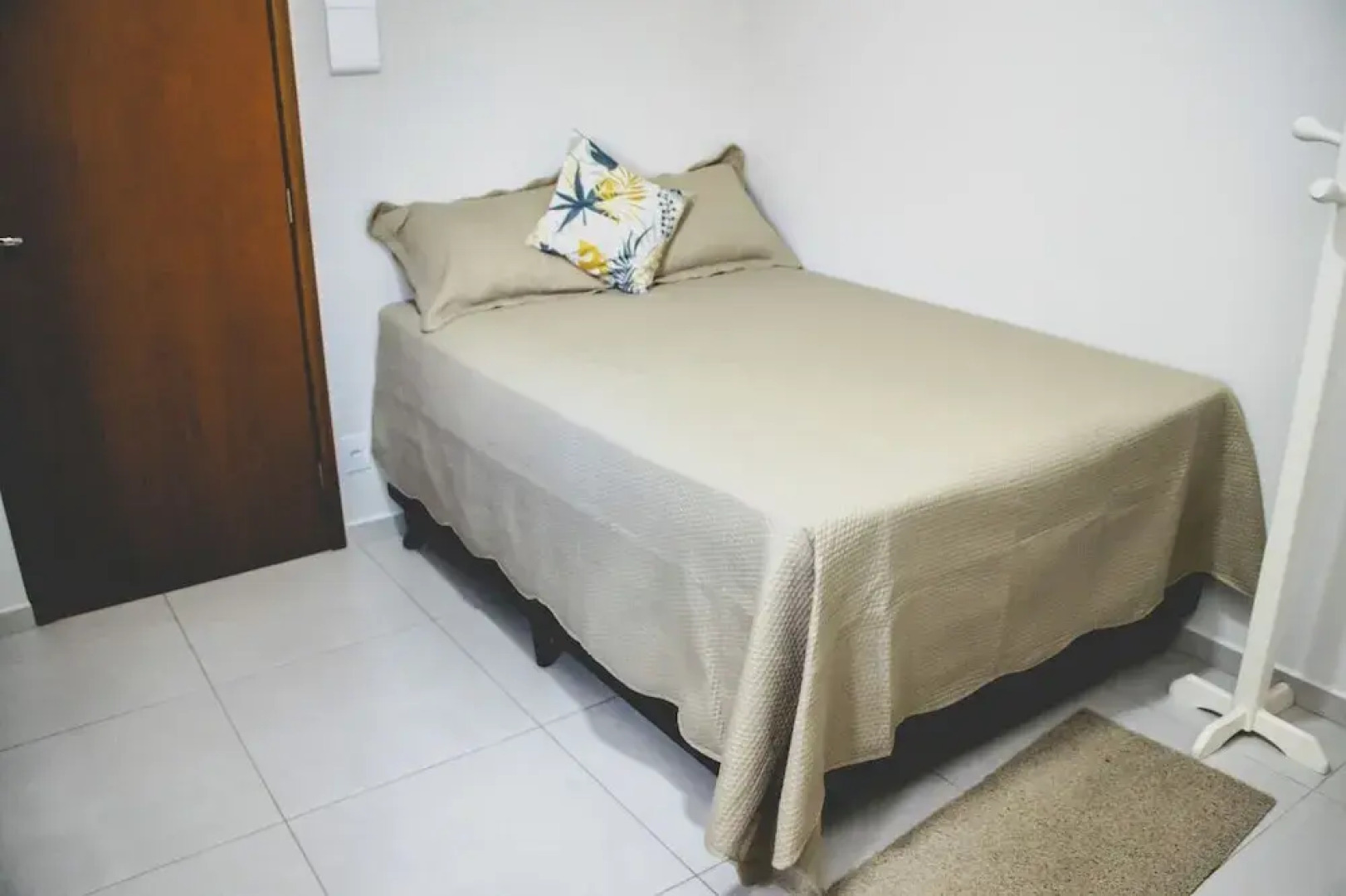 Tima Kitnet Prox Unifei com Wi-fi e Smart TV