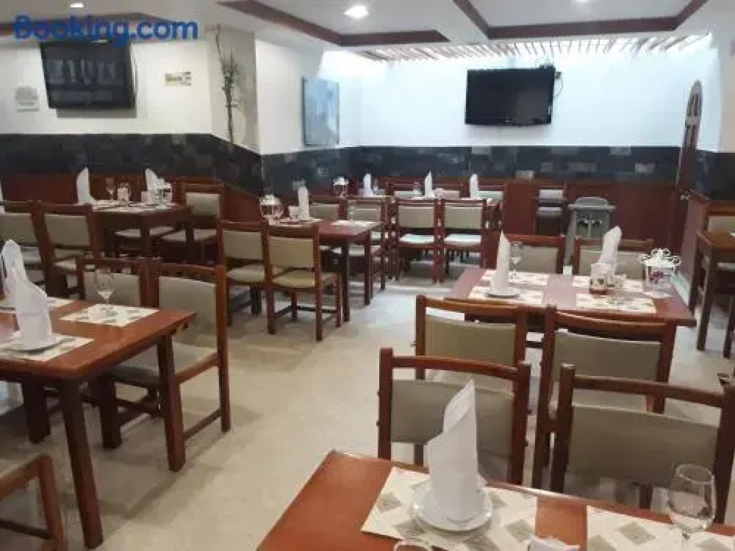 Hotel Mall Del Parque