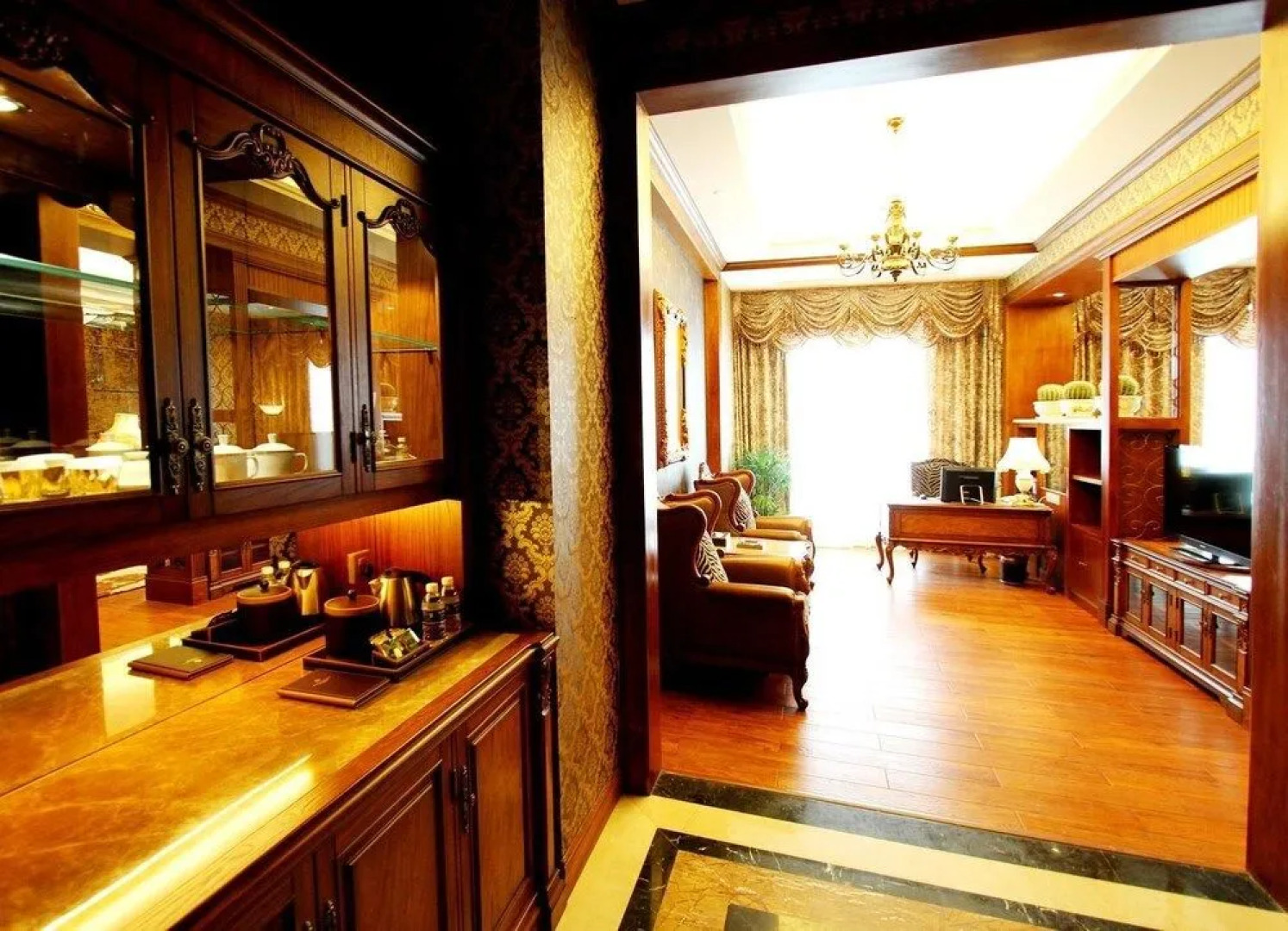 Minghao International Hotel