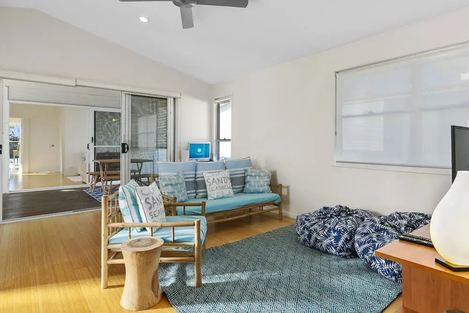 Stunning River House - 51 Hilton Esplanade