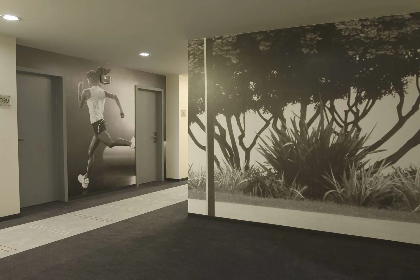 NOVINA HOTEL Herzogenaurach Herzo Base