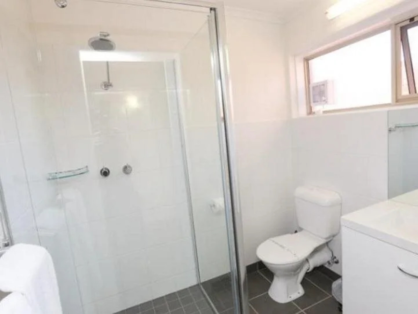 Seven Pines Motor Inn