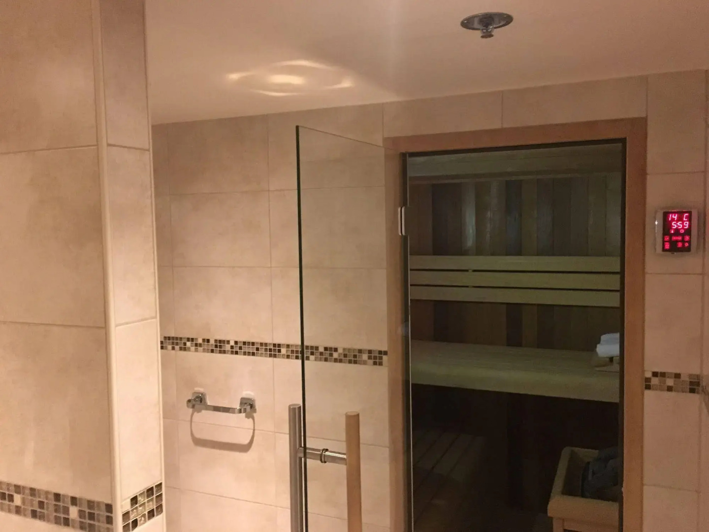 Select MS William Shakespeare - Düsseldorf