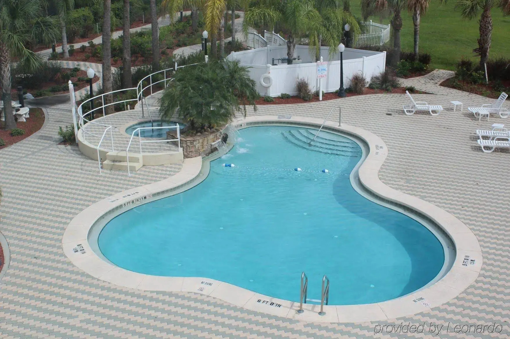 Holiday Inn Express & Suites Cocoa by IHG