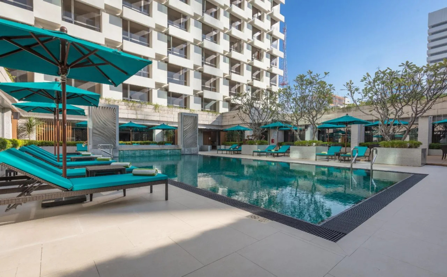 Holiday Inn Bangkok by IHG