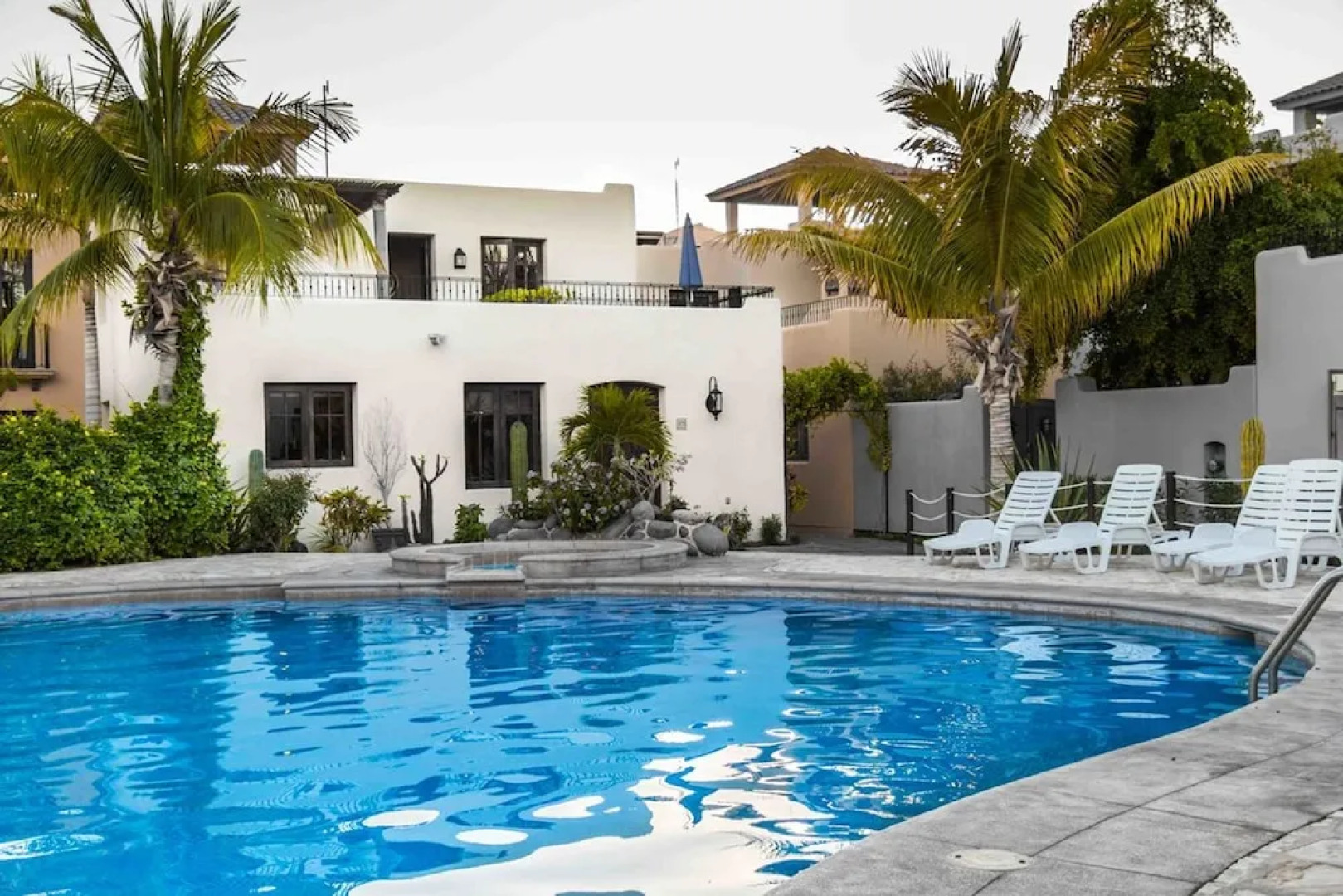 White Palm Villa Fn475 2 BR by Casago