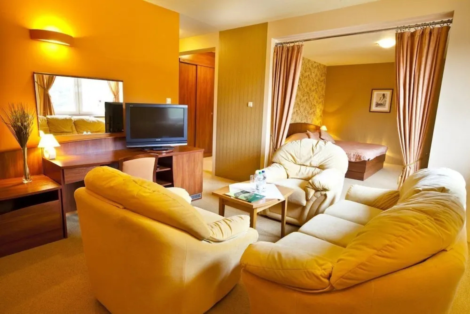 Отель Bobrowa Dolina