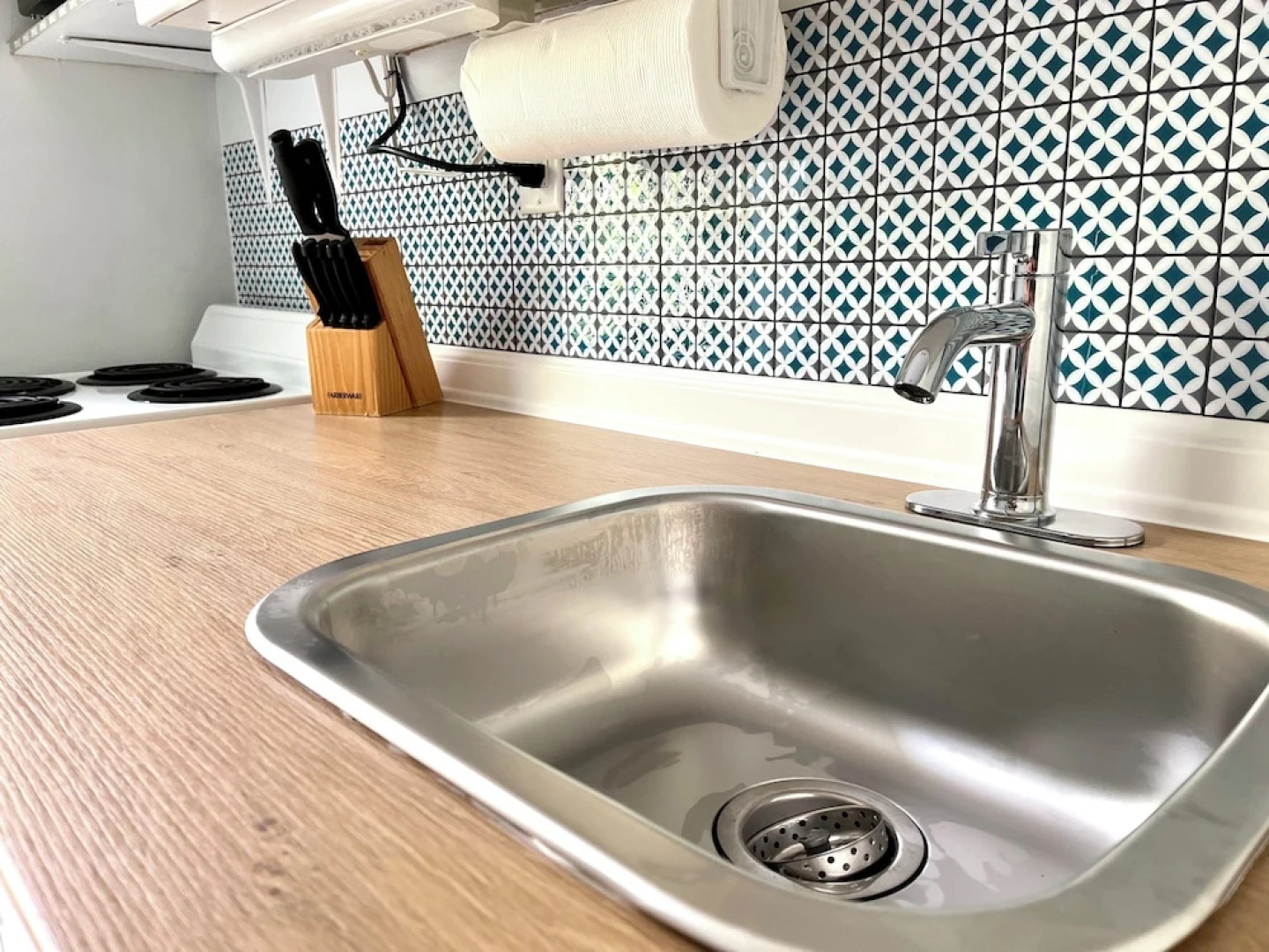 4145 By The Sea Inn & Suites