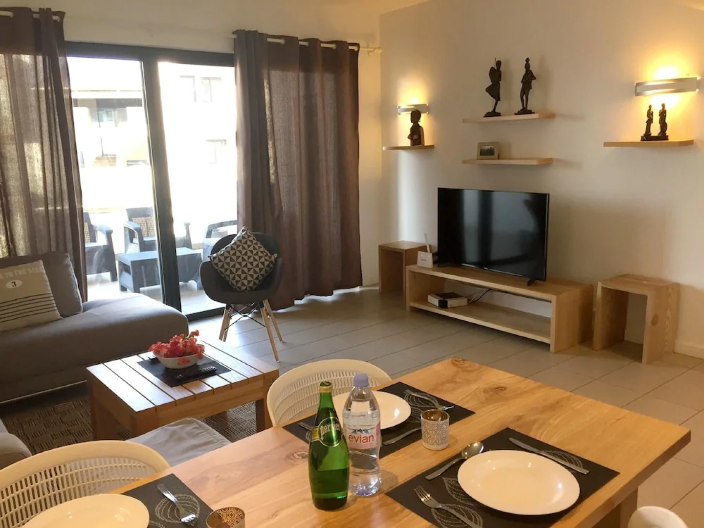 Apartment With 3 Bedrooms in Roches Noires, With Wonderful sea View, P