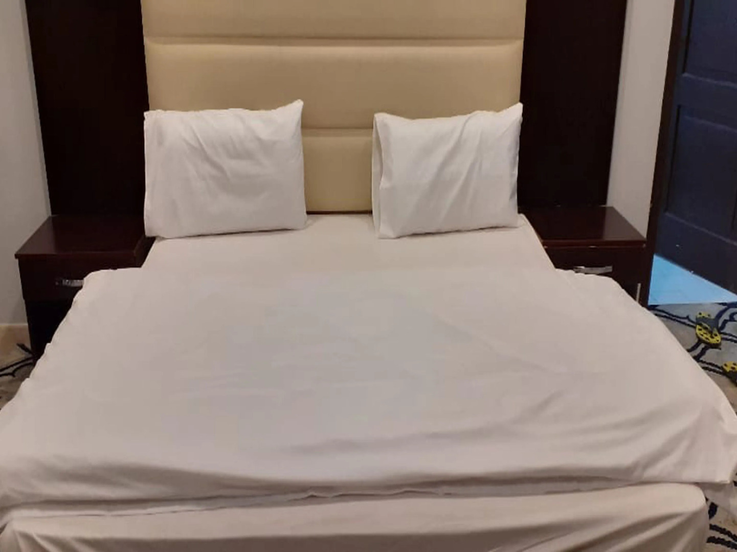 OYO 537 Dahtham Furnished Units