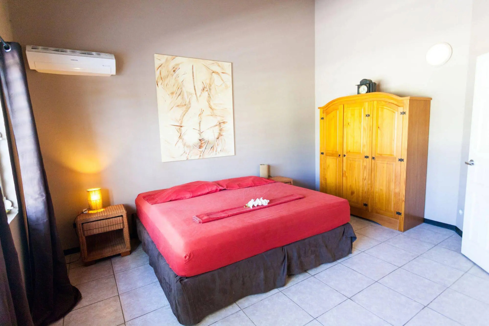 Frangipani Apartments