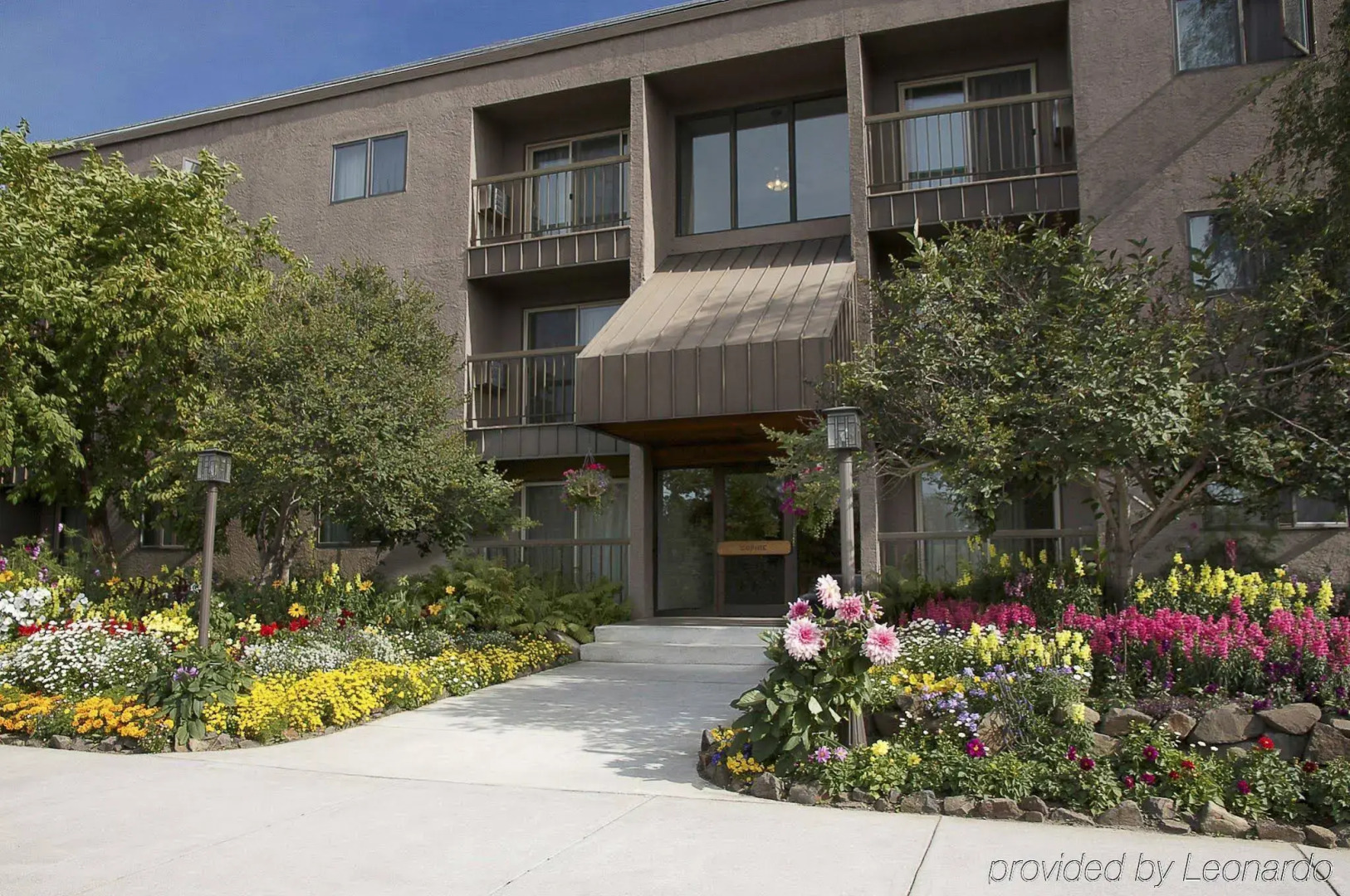 Sophie Station Suites