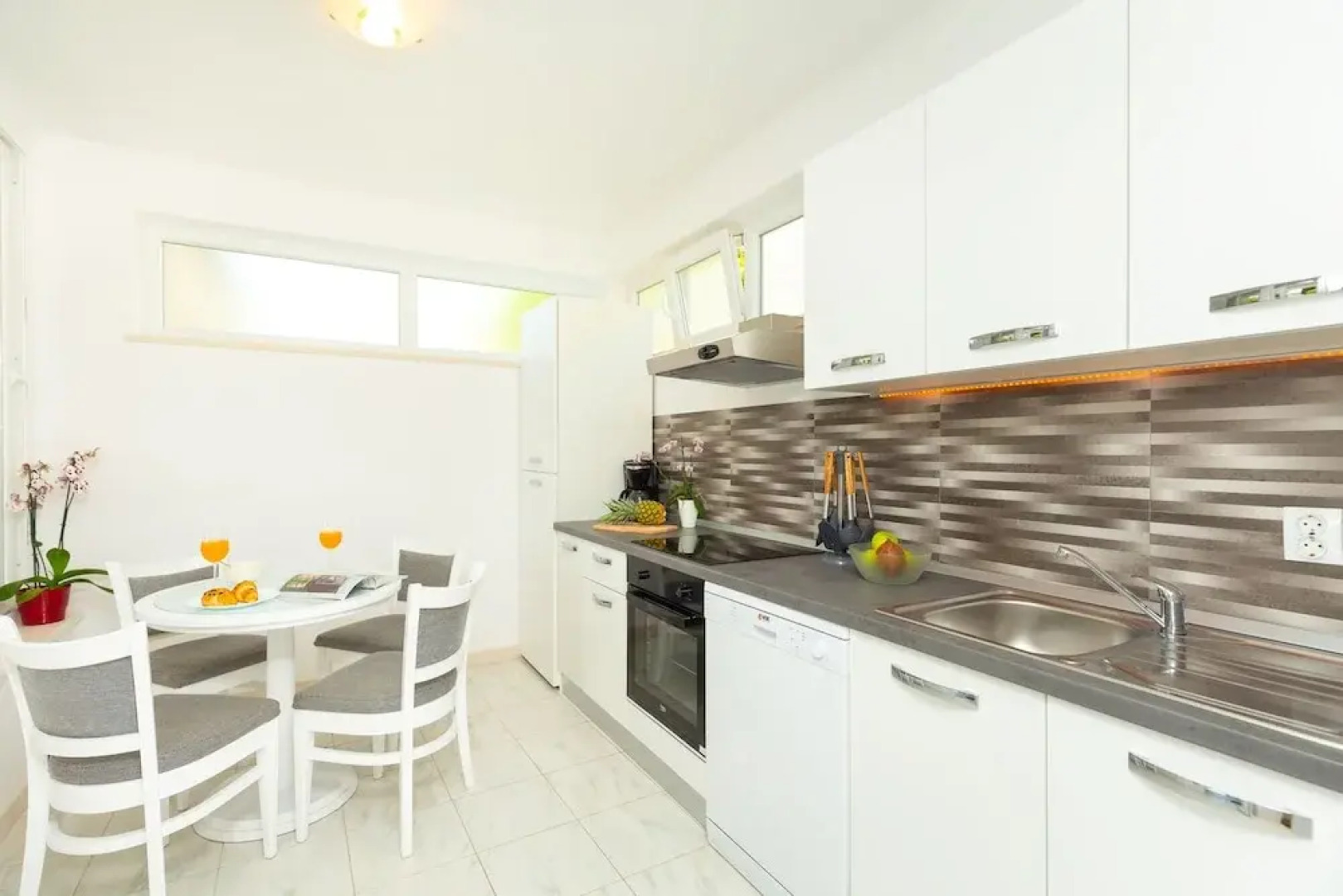 Summer Chill Apartment