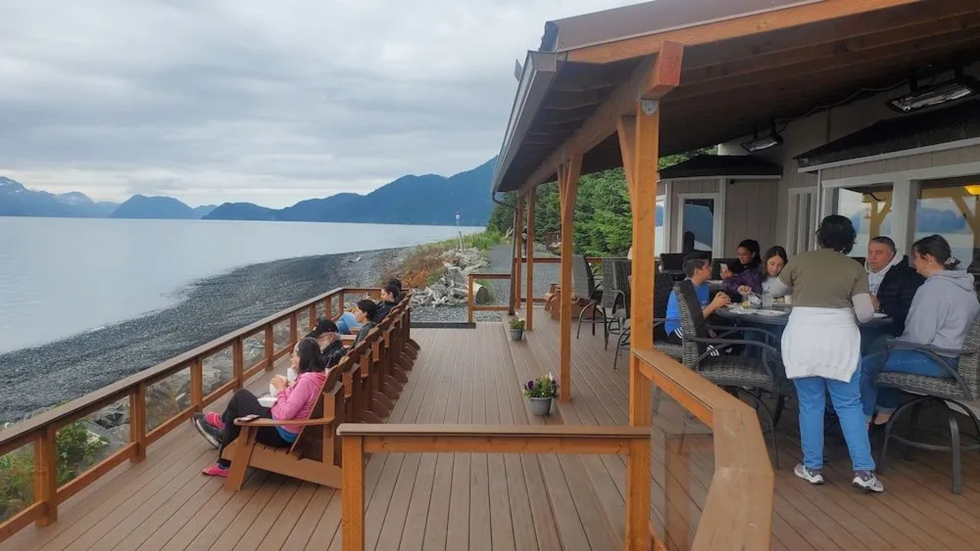 Resurrection Lodge on the Bay