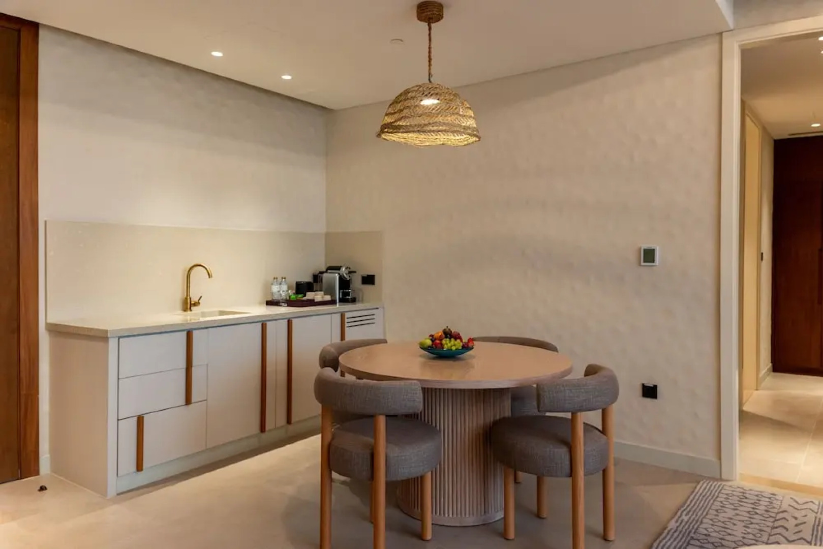 ERTH Abu Dhabi Hotel