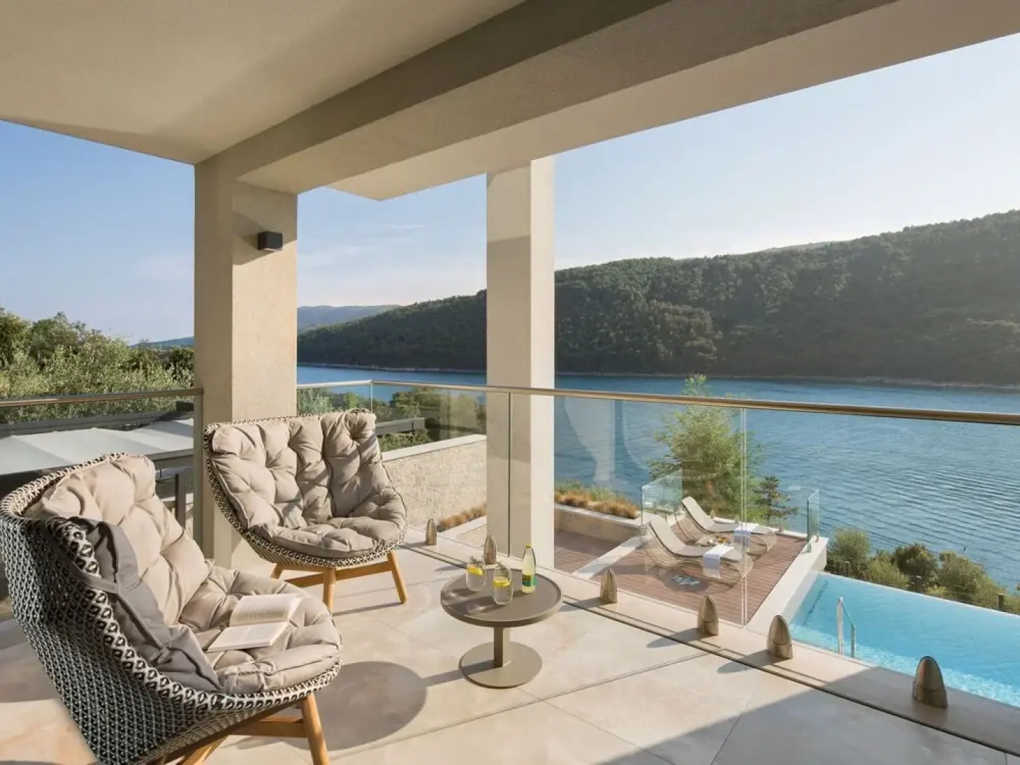 Vlastelini II Duga Luka