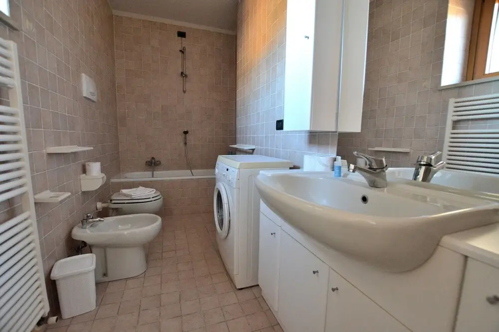 Apartment Montegolo Four With Pool And Lake View
