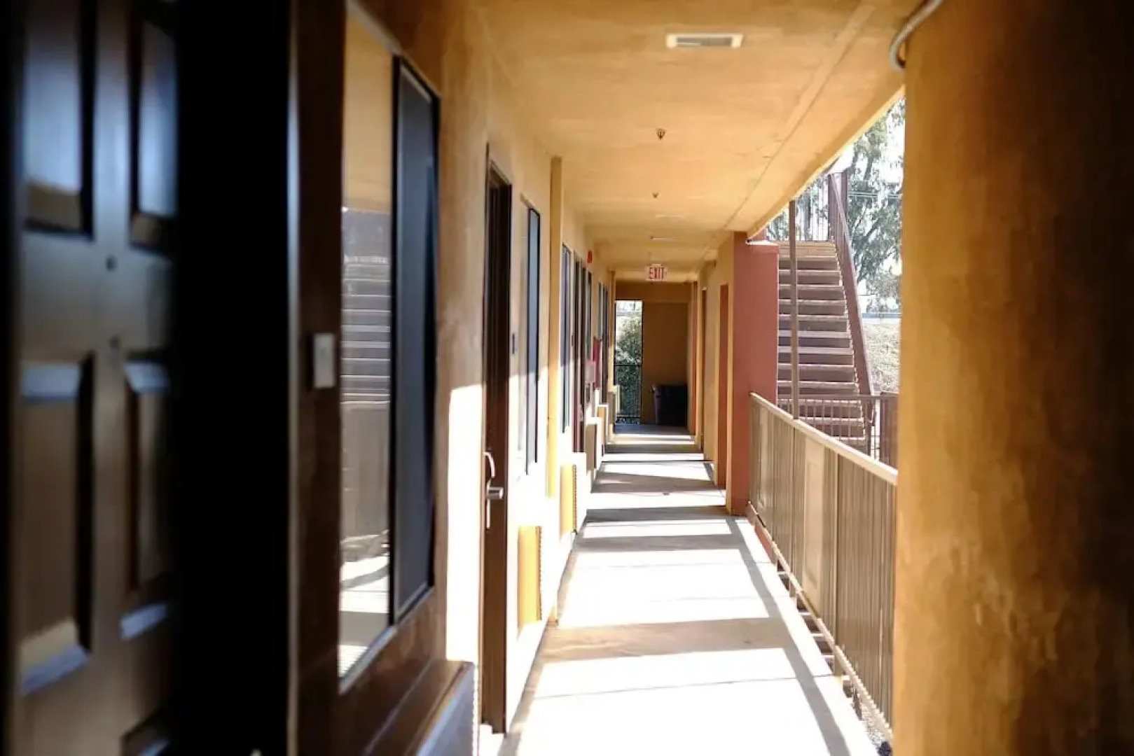 Budget Inn and Suites