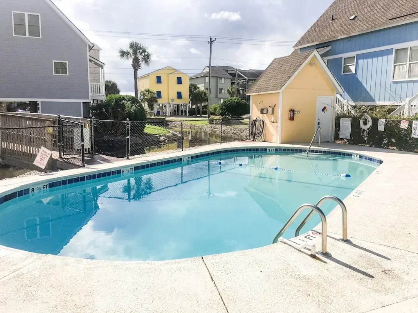 1027 North Sea Bridge Court Home 3 Bedrooms 2.5 Bathrooms Home