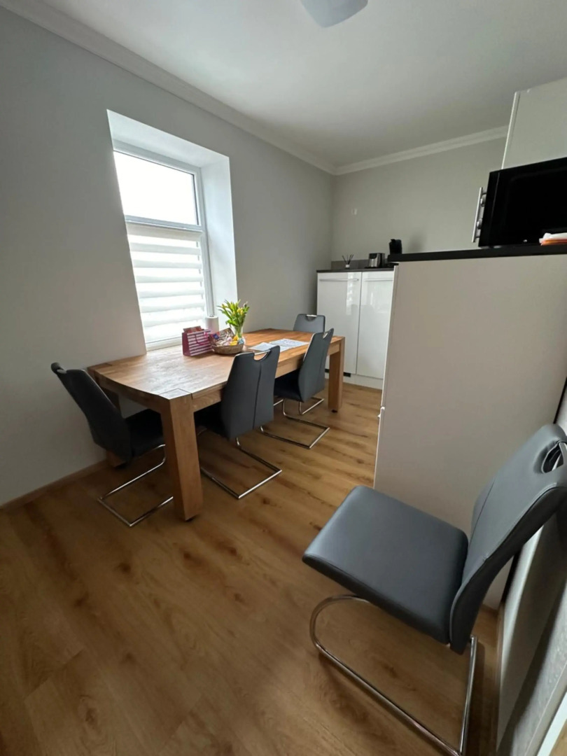 Schöne 2 Raumwohnung. Neu saniert, modern.