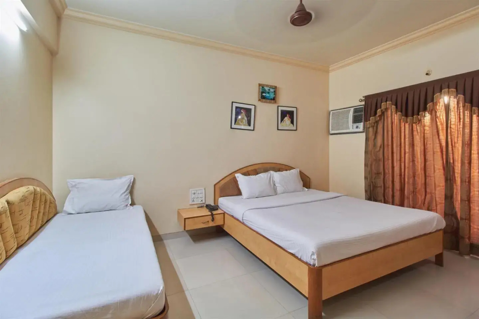 Hotel Sai Moreshwar
