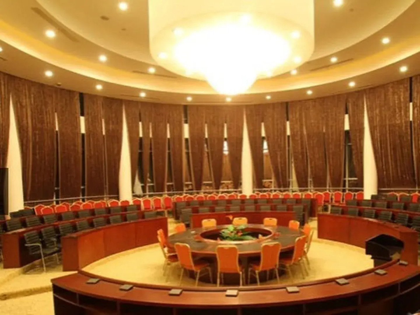 Tuk China Light Residence Hotel (Taizhou Luqiao Airport Branch)