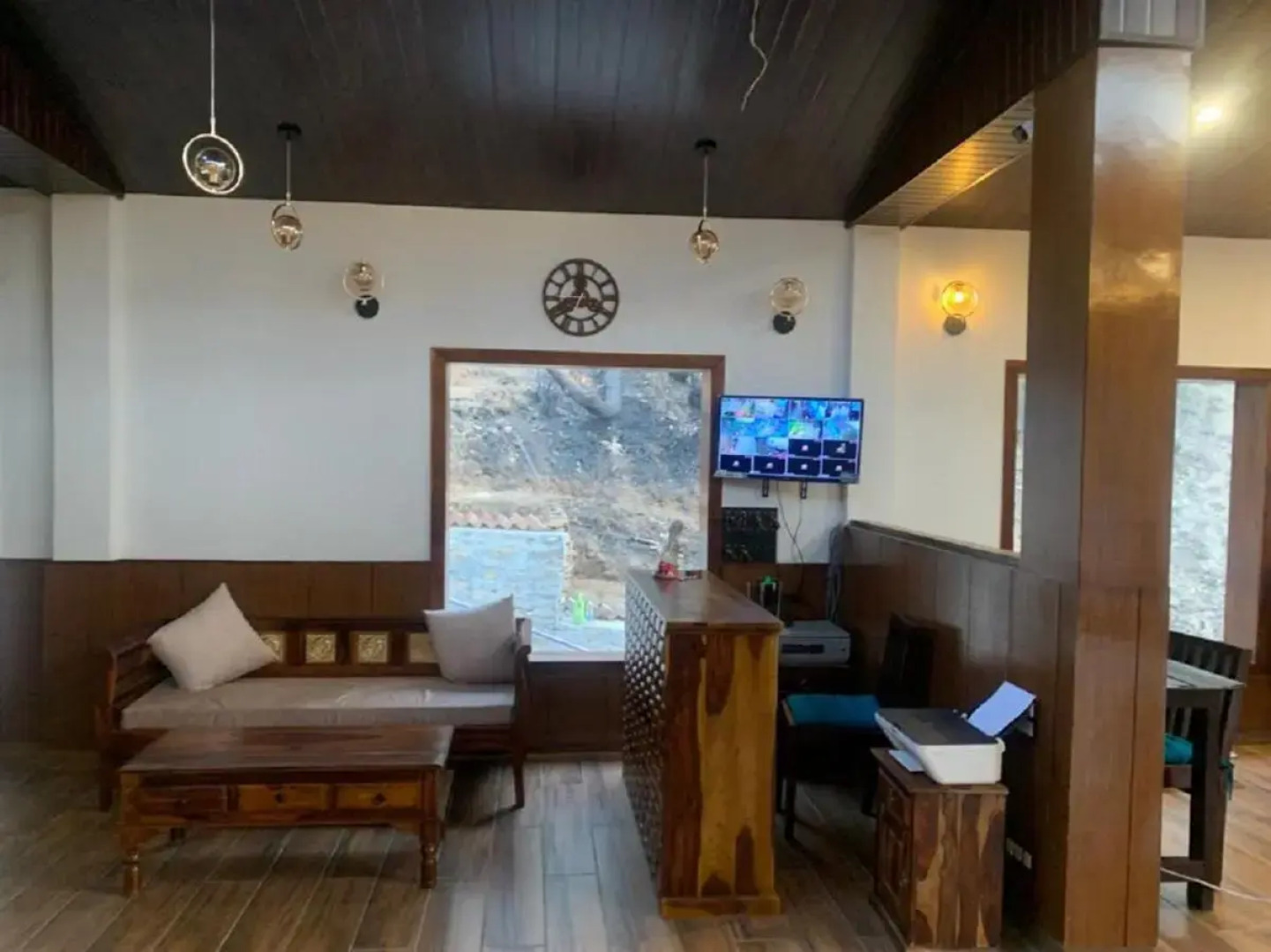 The Frostwood Resort