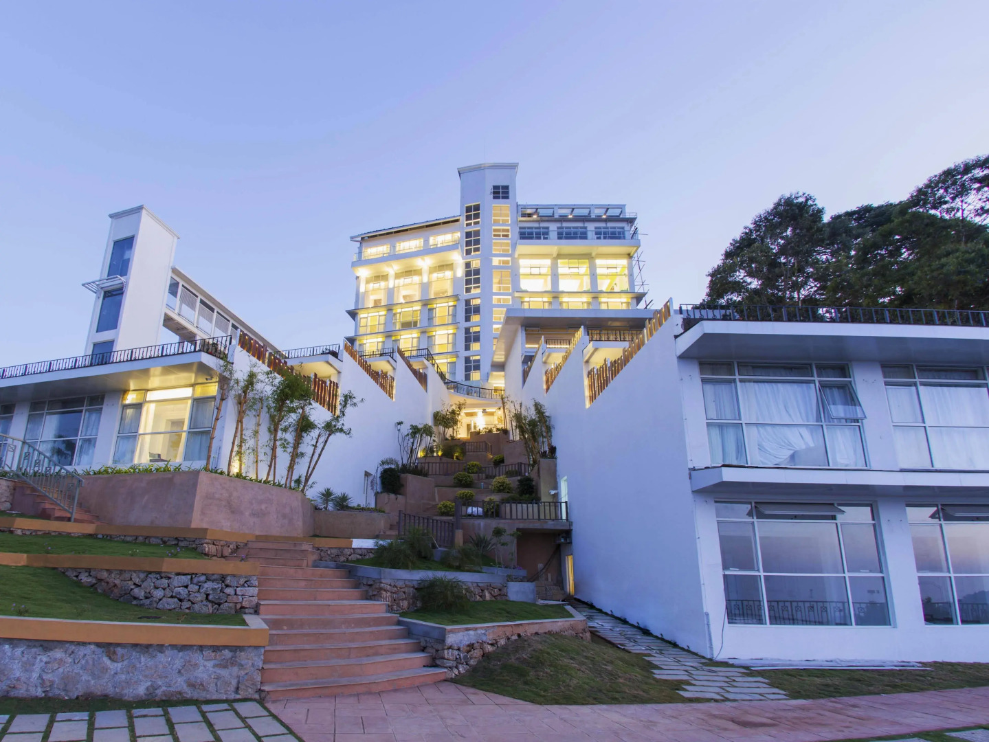 Fragrant Nature Munnar - A Classified Hotel