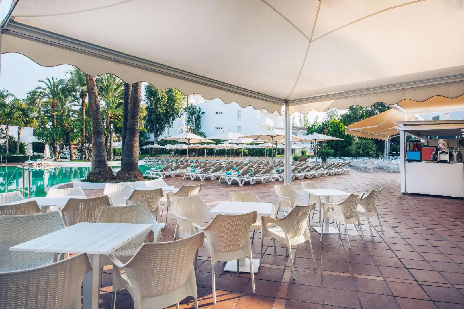 Iberostar Waves Ciudad Blanca