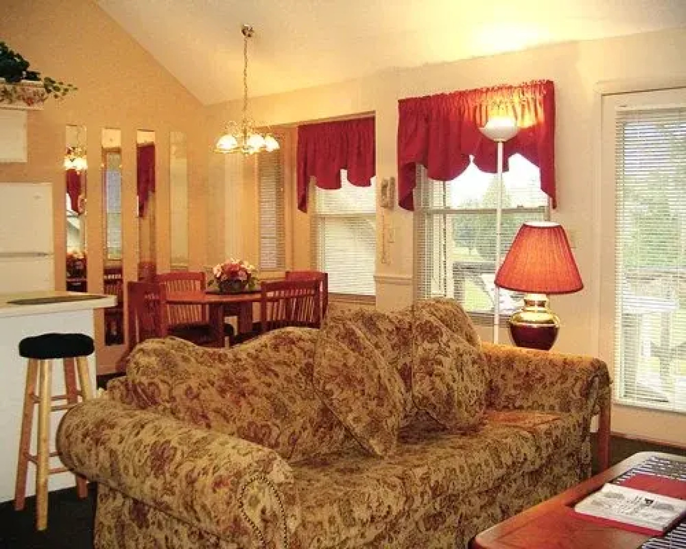 Hiawatha Manor Association