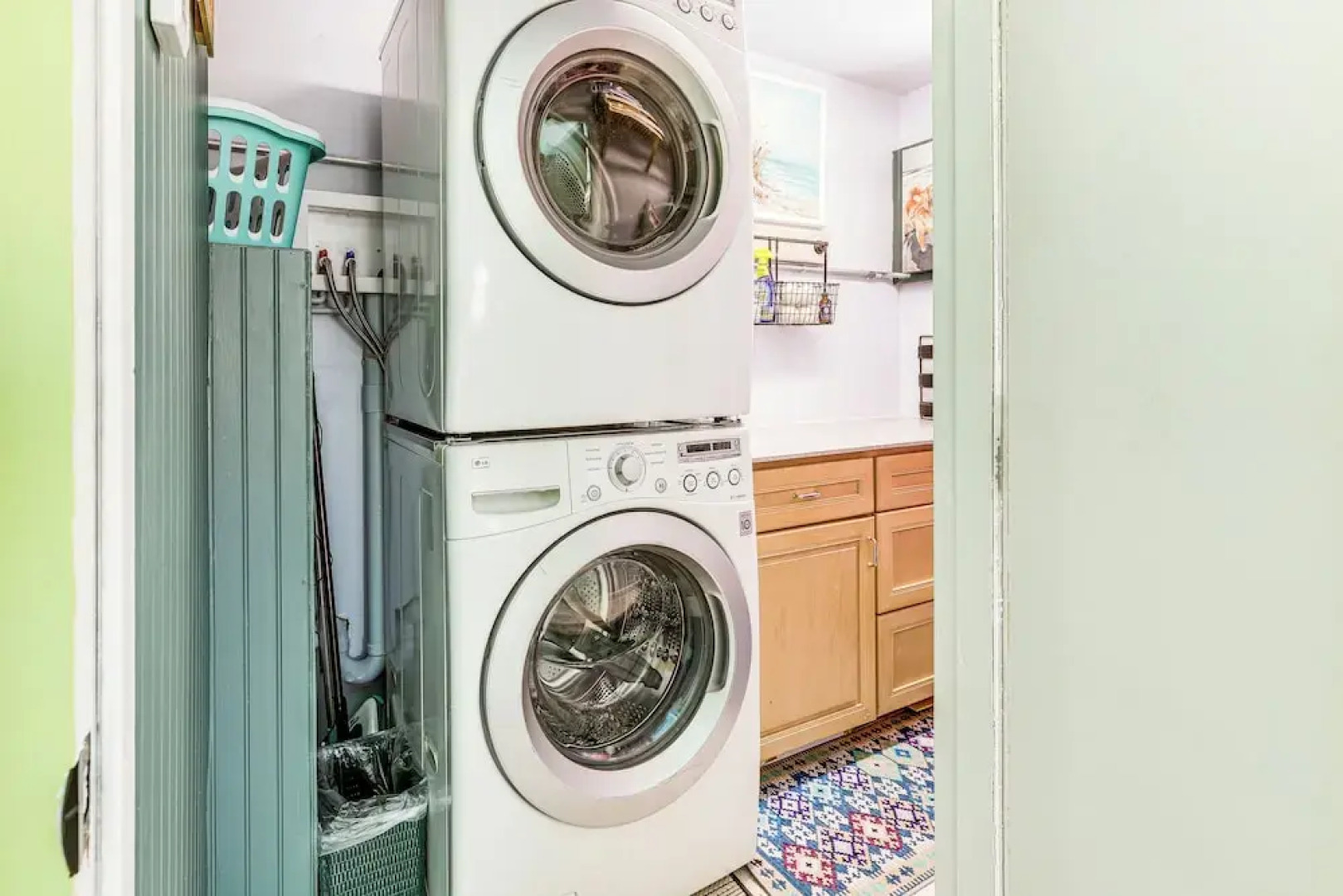 4 Mi to Beaches: Vibrant Stuart Villa w/ Patio!